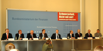 Pressekonferenz Bündnis gegen Schwarzarbeit und illegale Beschäftigung in der Fleischwirtschaft 28. Juni 2007